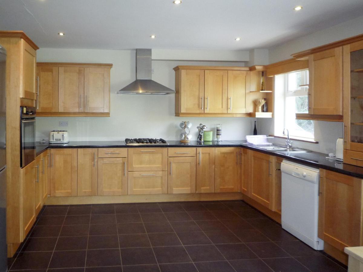 Madams Hill House Killarney By Trident Holiday Homes Exterior photo